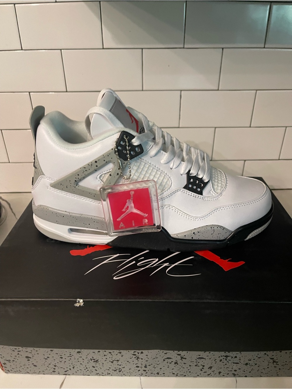Mens Retro 4 White Cement Size 10.5.